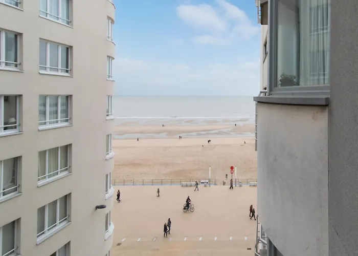 In Near The דירה *