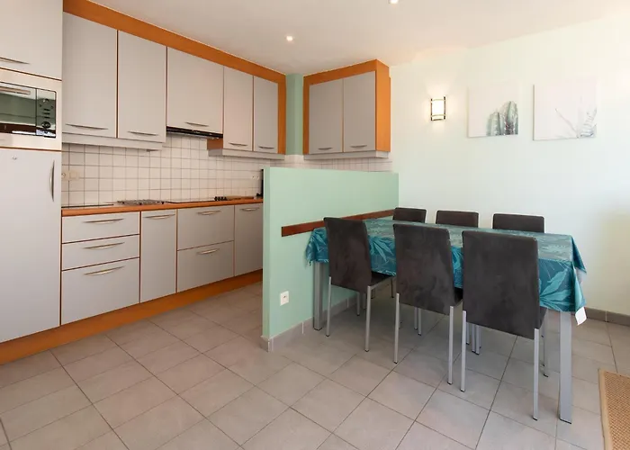 In Near The * Ostend